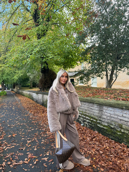 FAUX FUR JACKET | OAT (dispatch 2-3 weeks)
