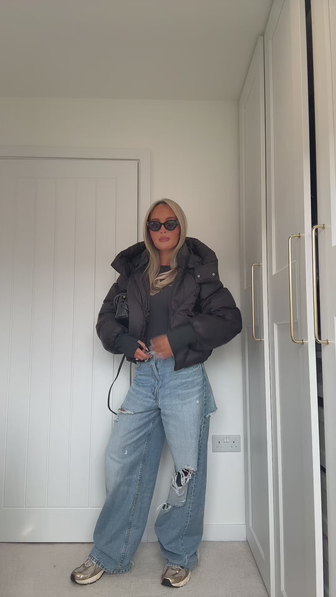 Load video: 